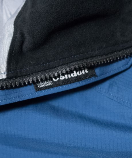 90-00's Mountain Hard Wear Conduit Jacket L