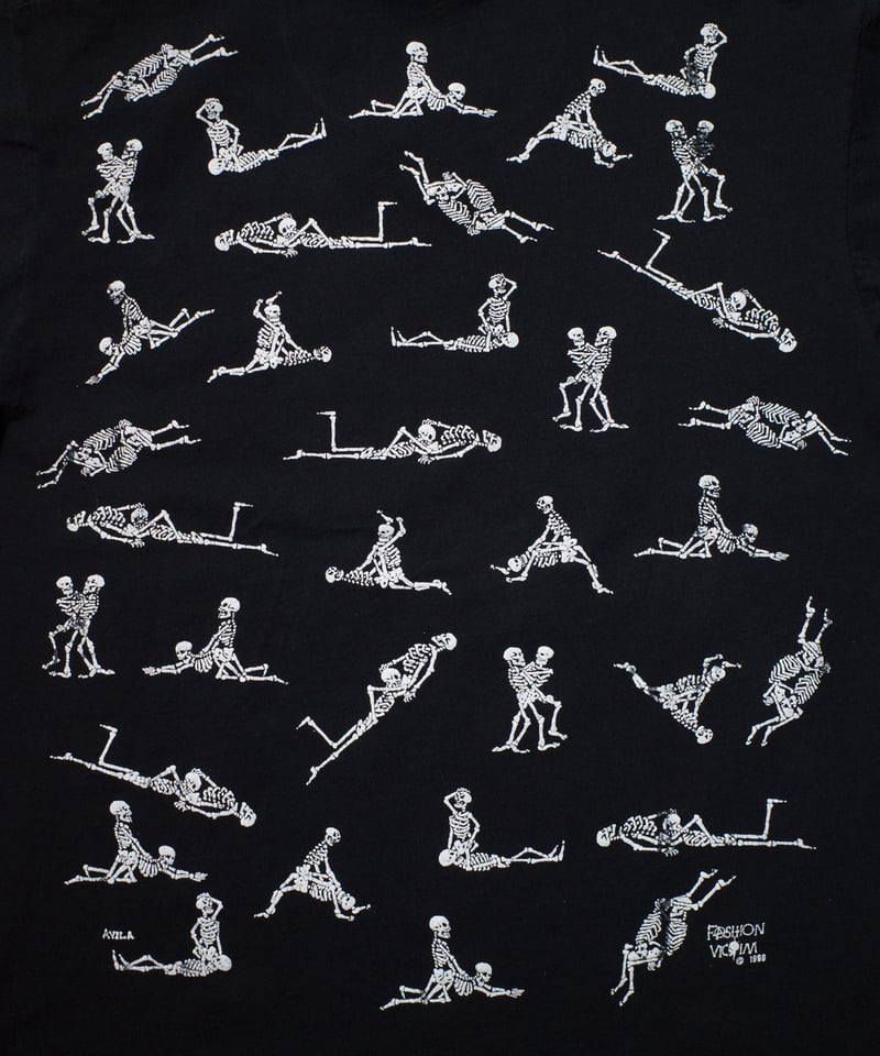 90's Fashion Victim 四十八手 XL | DESIRE OFFICIAL E