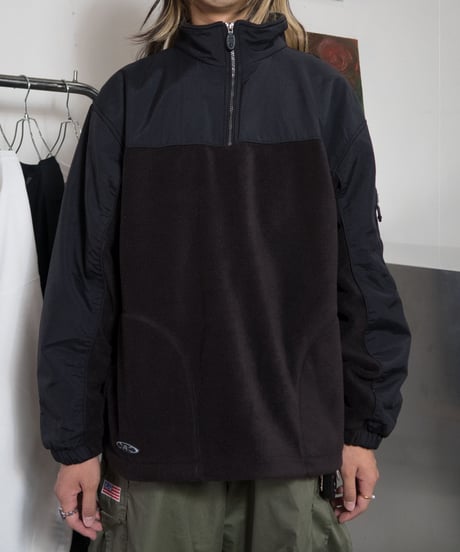 2000's Storm Tech Fleece Half Zip Pullover L