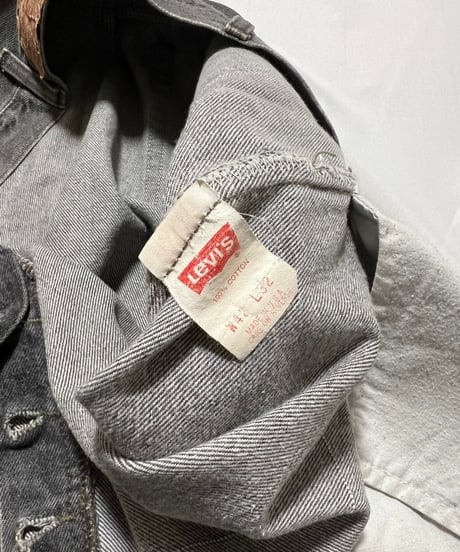90's Levi's 501 42x32