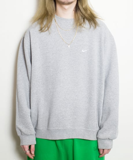 2000's NIKE Logo Embroidered Sweatshirts L