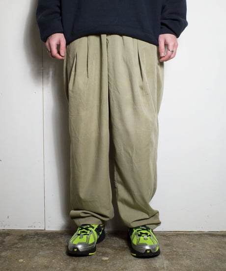 Marithe Francois Girbaud Polyester Tuck Chino Tousers 29