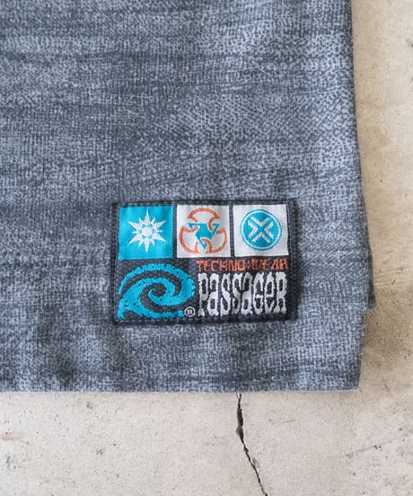90's PASSAGER Crewneck