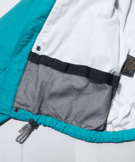 90's Eddie Bauer Short Length Nylon Jacket M