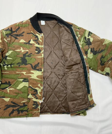 80’s ~ Unknown Woodland Camo Quilted Jacket L