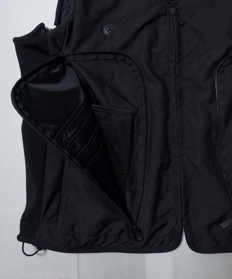 TUMI Travelers Vest XL
