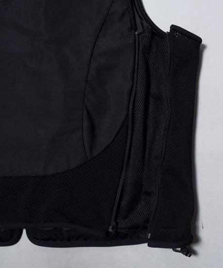 TUMI Travelers Vest XL