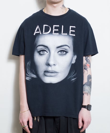 2016's Adele"Live 2016 Tour" S/S T-shirts L