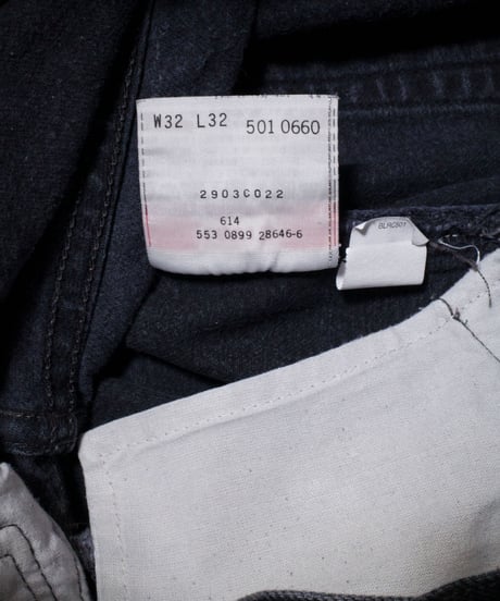 90's Levi's 501 32x32