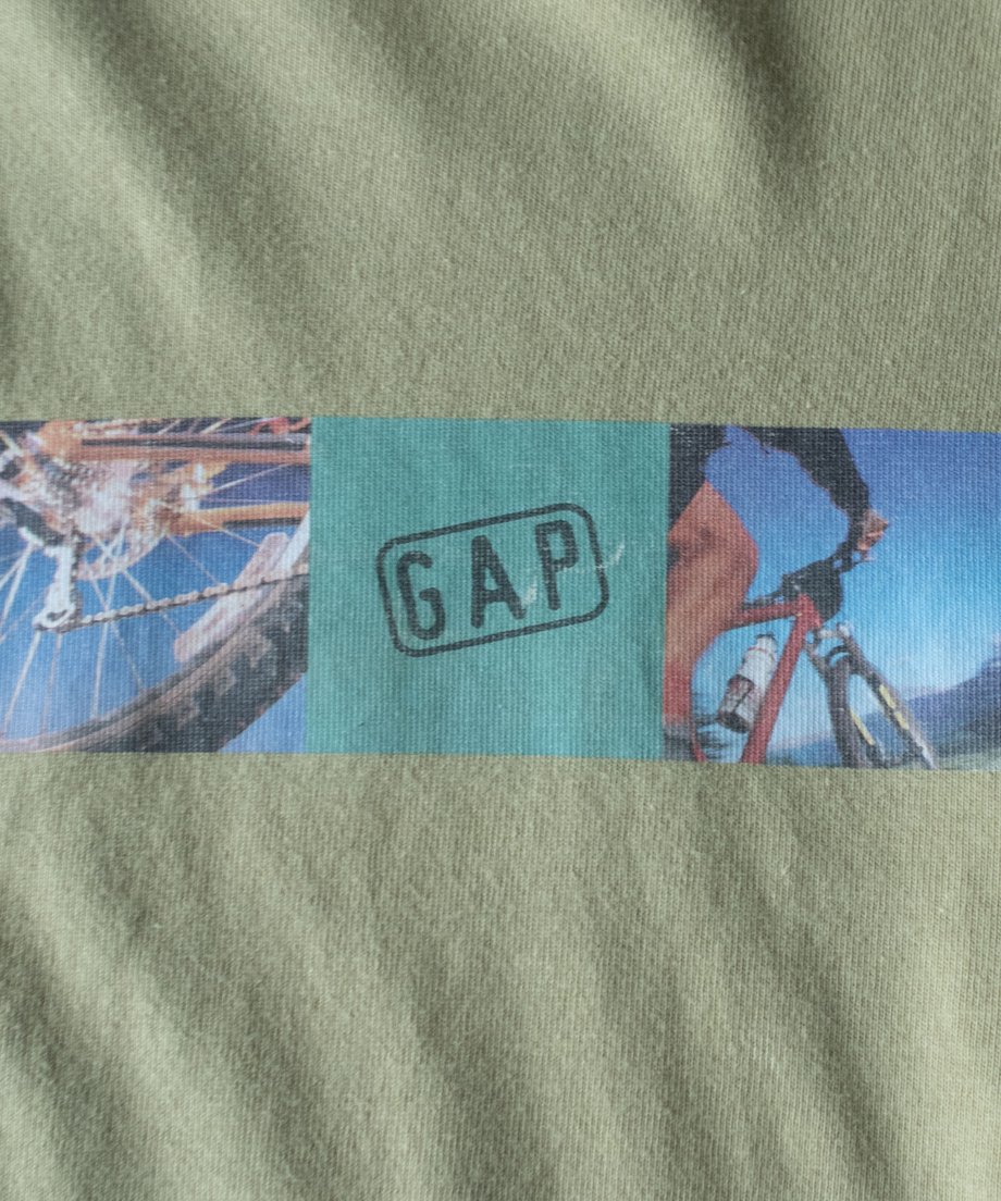 6992adf4ea2af0953c7f123b