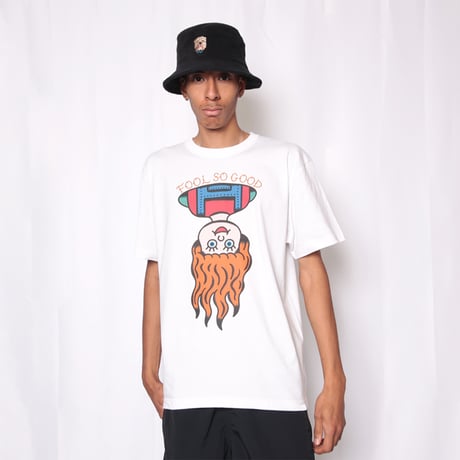 UPSIDE DOWN TEE