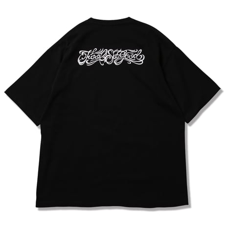 SCRIPT BIG POCKET TEE