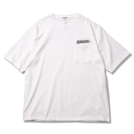SCRIPT BIG POCKET TEE