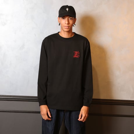 BLACK CAT LONG SLEEVE TEE