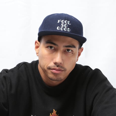 THREE ROWS  OS WOOL FLAT CAP