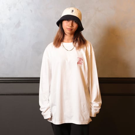 BLACK CAT LONG SLEEVE TEE