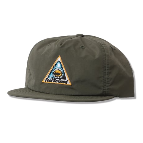 TRIANGLE SHARK WAPPEN NYLON FLAT CAP