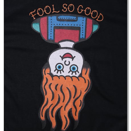 UPSIDE DOWN TEE