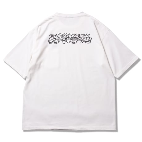 SCRIPT BIG POCKET TEE