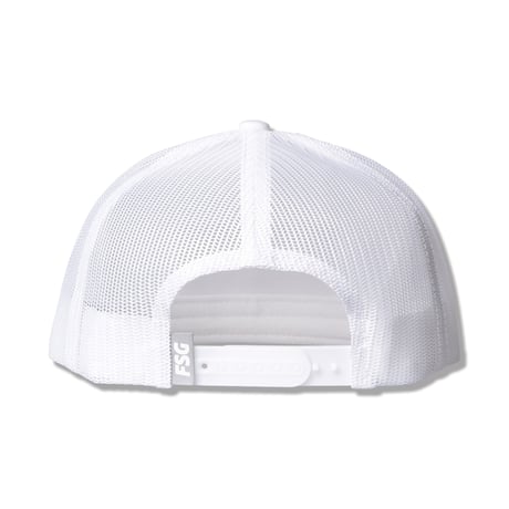 BULL WAPPEN FLAT MESH CAP
