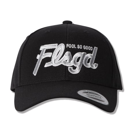 TWO TONE SCRIPT  MIDDLE CURVE CAP