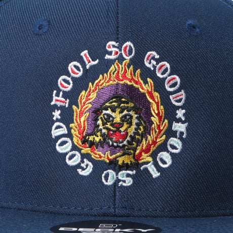 FLAMING HOOP TIGER FLAT CAP