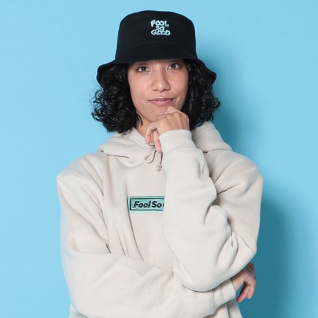 OWN Wappen Acrylic Beanie