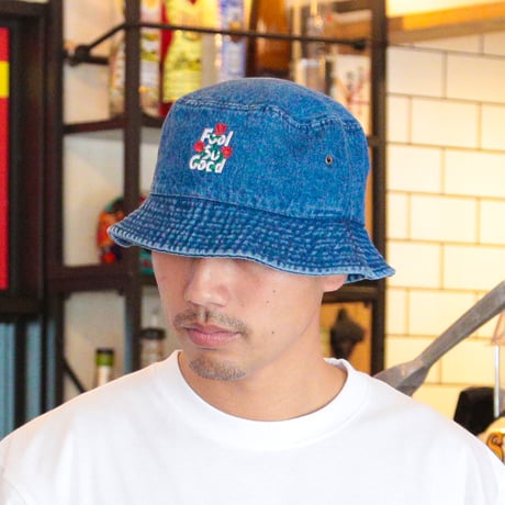 ROSE BUCKET HAT