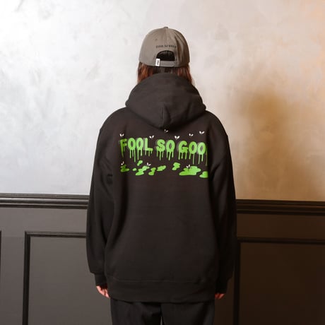 FLY HOODIE
