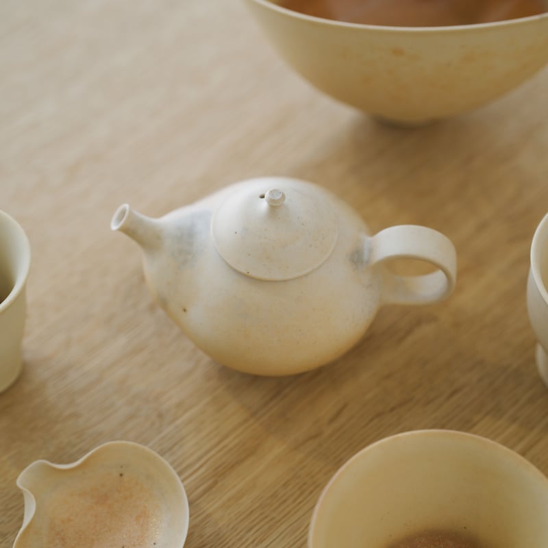 鮫島陽　塩壺 鮫島 陽 茶壺 橙色 | 菓菓かはん