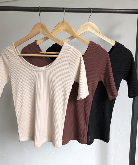 cou féminin tops
