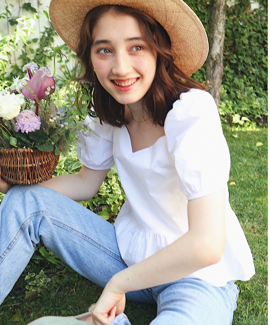 5ed8c1b155fa0350a27673b2