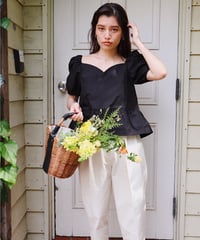heart neck blouse