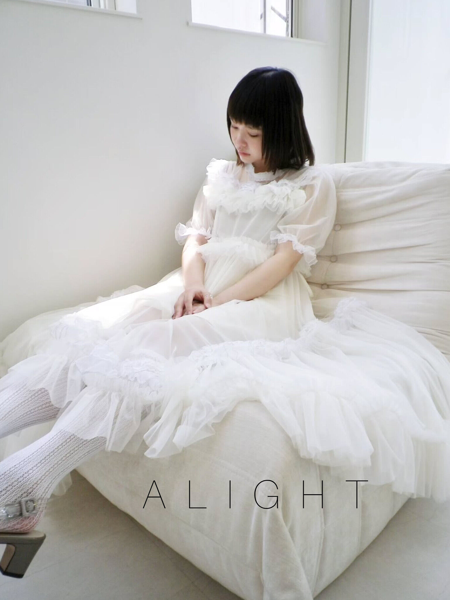 A L I G H T