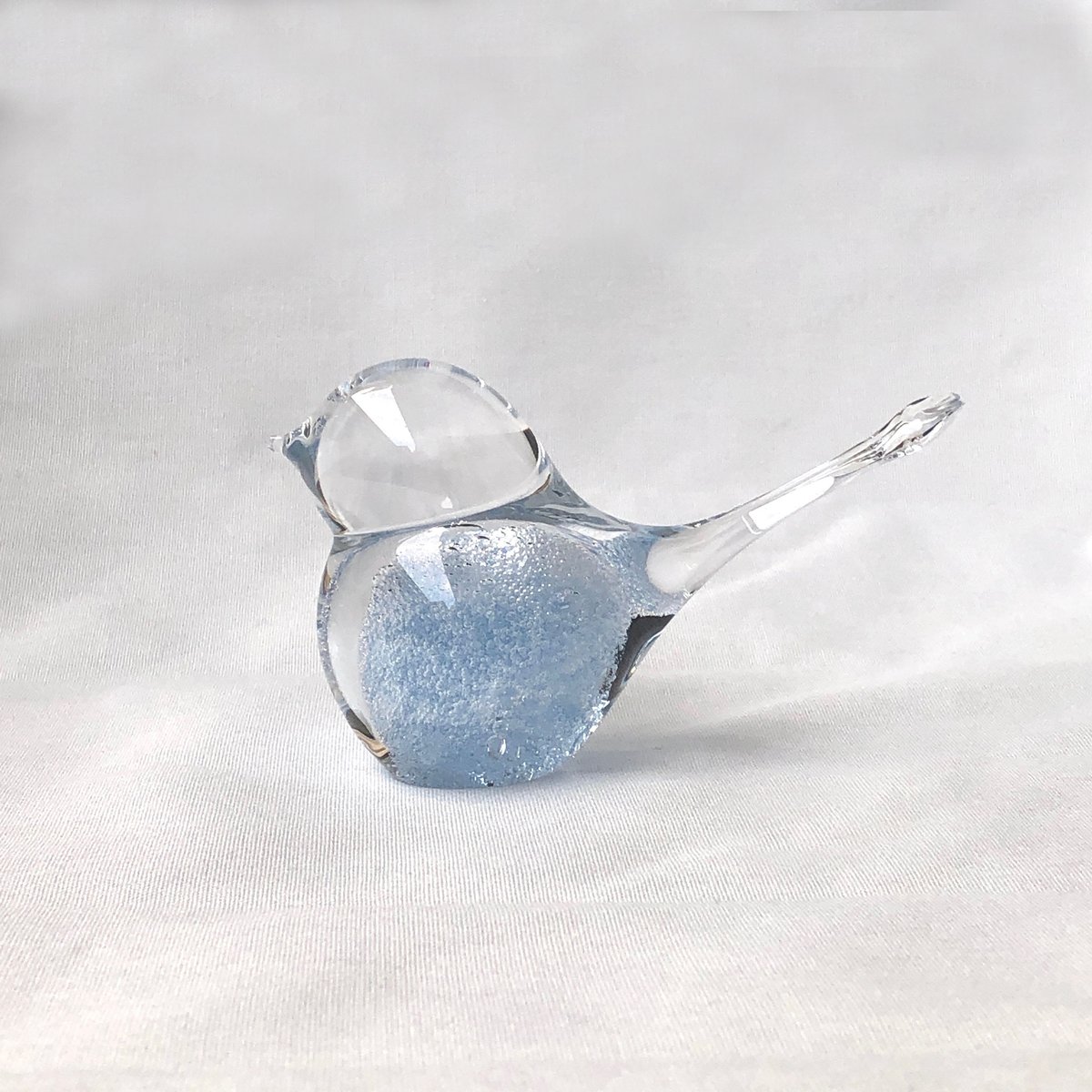 幸せの鳥　高級なガラス工芸品 Aji Glass】 幸せの蒼いとりさん 大 1個 (GIFT BOX付) | 香川県
