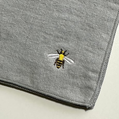 ガーゼハンカチ ミツバチ刺繍