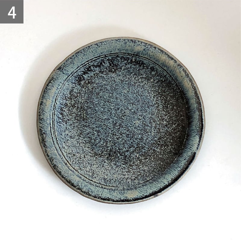 YS475 山なみと手書漢字(天下泰平楽)の織部陶器皿5枚セット作者不明　箱なし 兵山窯 siksak 5寸皿(siksak): 食器｜AKOMEYA TOKYO