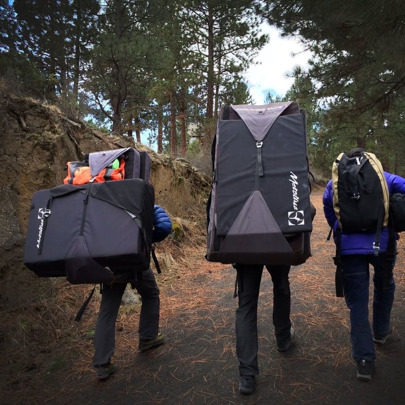 METOLIUS RECON CRASH PAD Grey/ Black | The Ranc