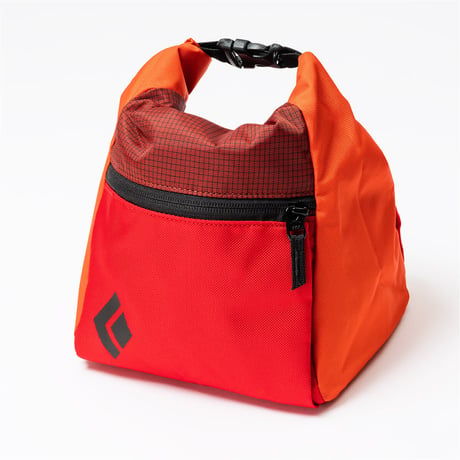 BLACK DIAMOND MONDO CHALK POT  Red