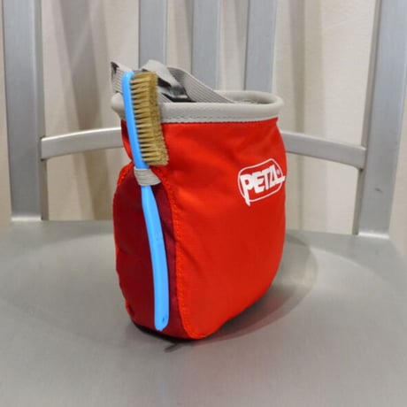 PETZL CHALK BAG SAKA  Red