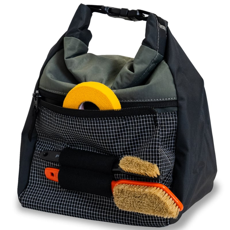 BLACK DIAMOND MONDO CHALK POT Repo Gray | The R