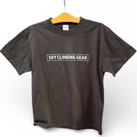SKY Climbing field T-Shirts Sumikuro