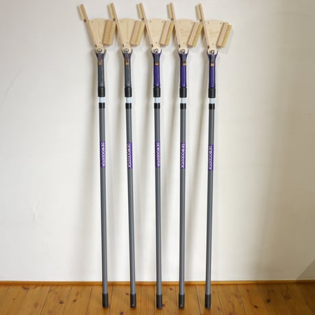 deWoodstok Extendable Bouldering Brush