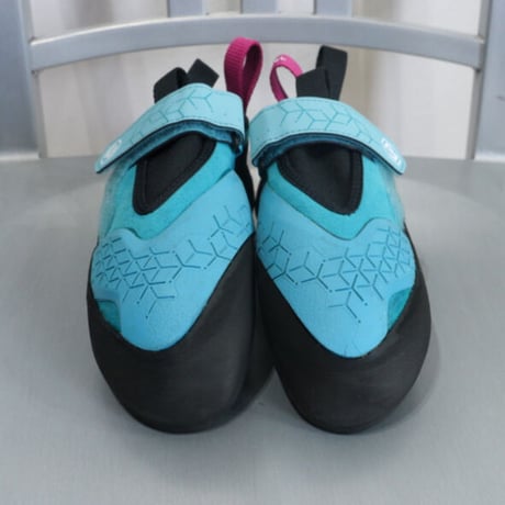 UNPARALLEL Flagship  Womens LV