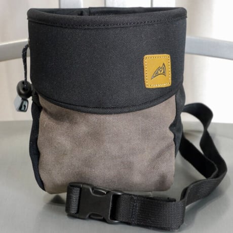 MAD ROCK HANGER BOLT CHALK BAG Black/Grey