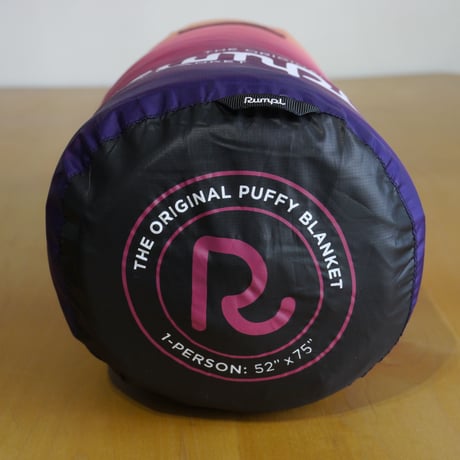 RUMPL ORIGINAL PUFFY BLANKET  Dawn Pixel Fade