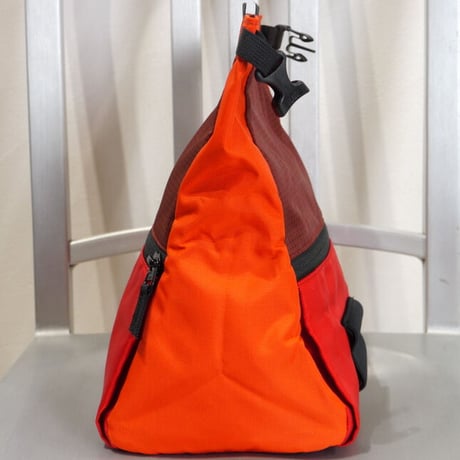 BLACK DIAMOND MONDO CHALK POT  Red