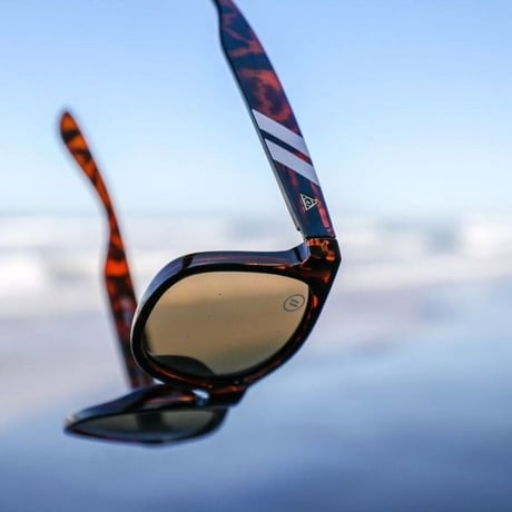 Blenders Eyewear  BEACHCAT POLARIZED