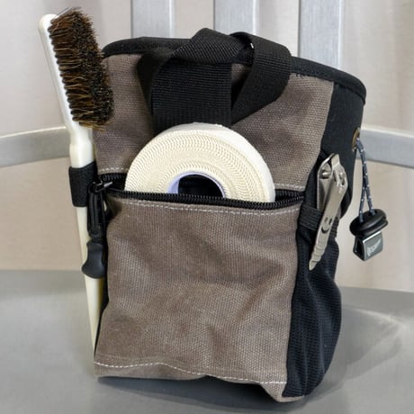 MAD ROCK HANGER BOLT CHALK BAG Black/Grey