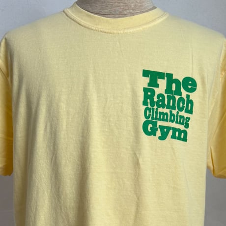 THE RANCH GYM LOGO T-SHIRT GARMENT DYE Butter/Rain Forest